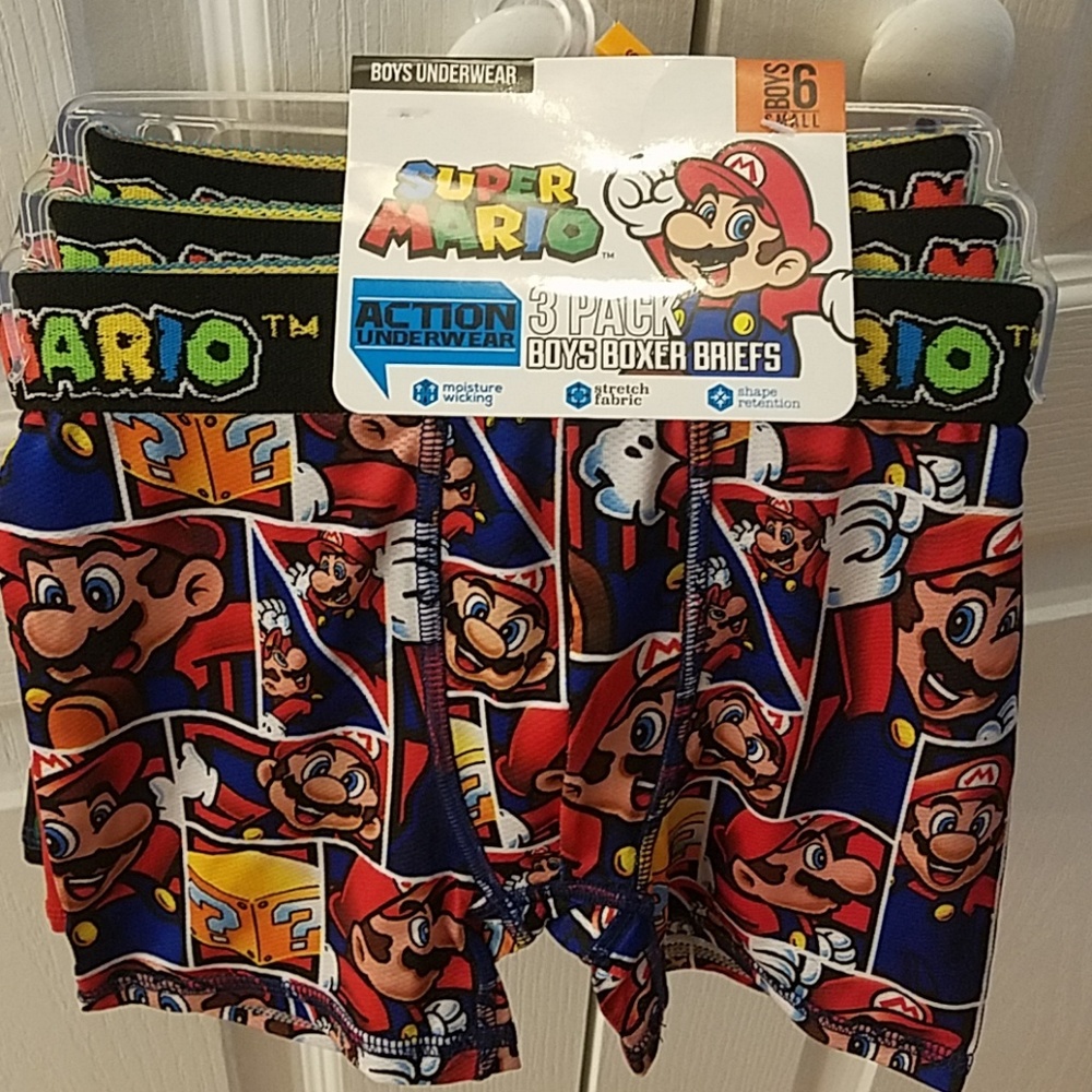 Brand New Super Mario Bros 3 Pack Boxer Briefs